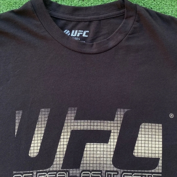 NWT UFC ULTIMATE FIGHTING CHAMPIONSHIP DOUBLE SIDED T-SHIRT BLACK LARGE - Picture 3 of 6